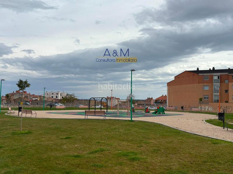 Foto d6908766-2d26-470e-8f61-c564aa3cfe5d. Maison jumelée avec chauffage parking dans Zaratán