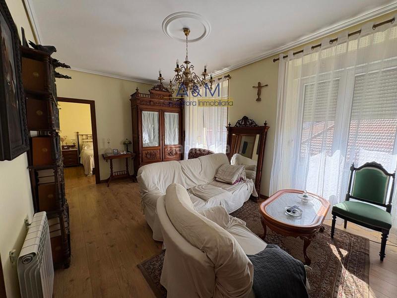 Foto 48782c39-6a8f-4743-abe5-af31effa95d1. Appartamento con riscaldamento parcheggio in Centro Valladolid