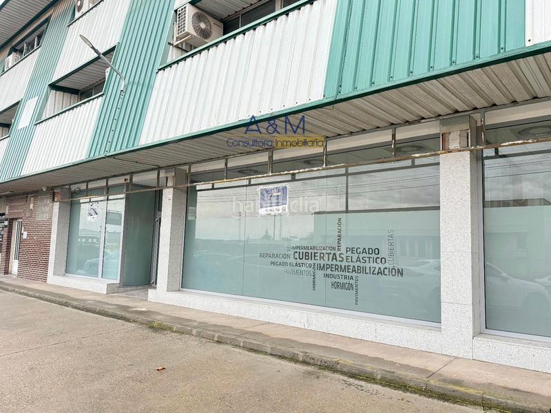 Foto 57caea06-3d1e-4fad-8dd2-a84f6e1d27cd. Location local commercial dans calle aluminio 23 dans Valladolid