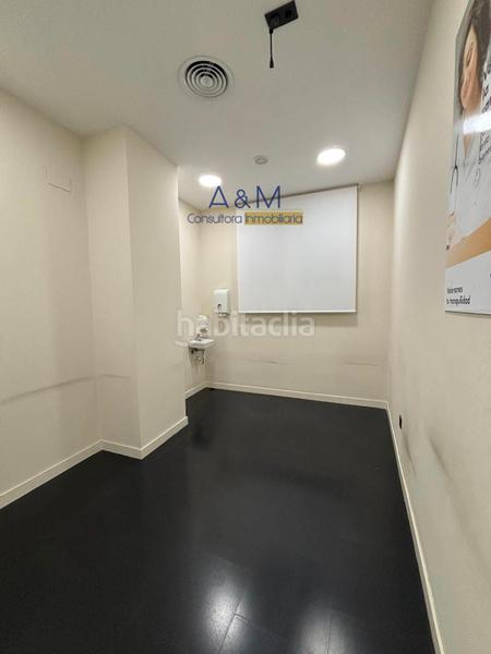 Foto 434148fd-6ac2-4900-81b5-2649bca9e551. Lloguer local comercial a c/ jose maria lacort a Valladolid