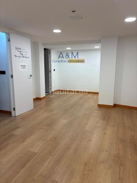 Foto 814a77ff-d375-43cf-9eca-74c9c8258b03. Lloguer local comercial a c/ jose maria lacort a Valladolid