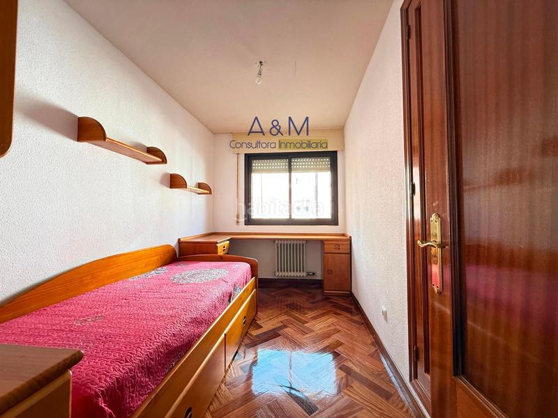 Foto 0e7e159f-3620-4efb-9820-48a101c15cf4. Rent flat with heating parking in Parquesol Valladolid