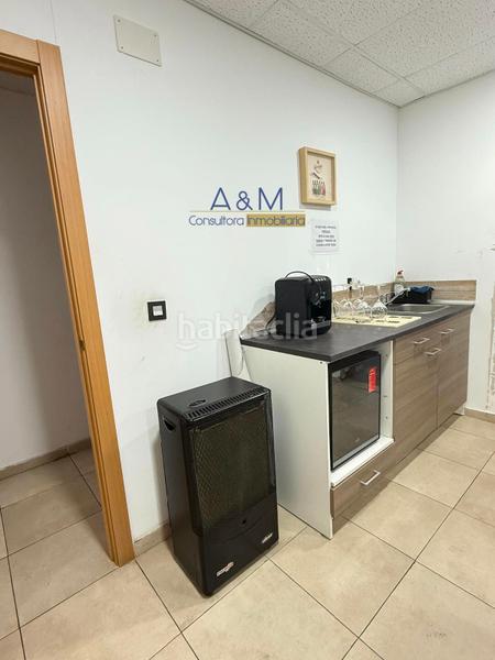 Foto 11847e9a-6074-481c-ad76-61528963d8e7. Bâtiment à usage industriel avec chauffage dans Cistérniga