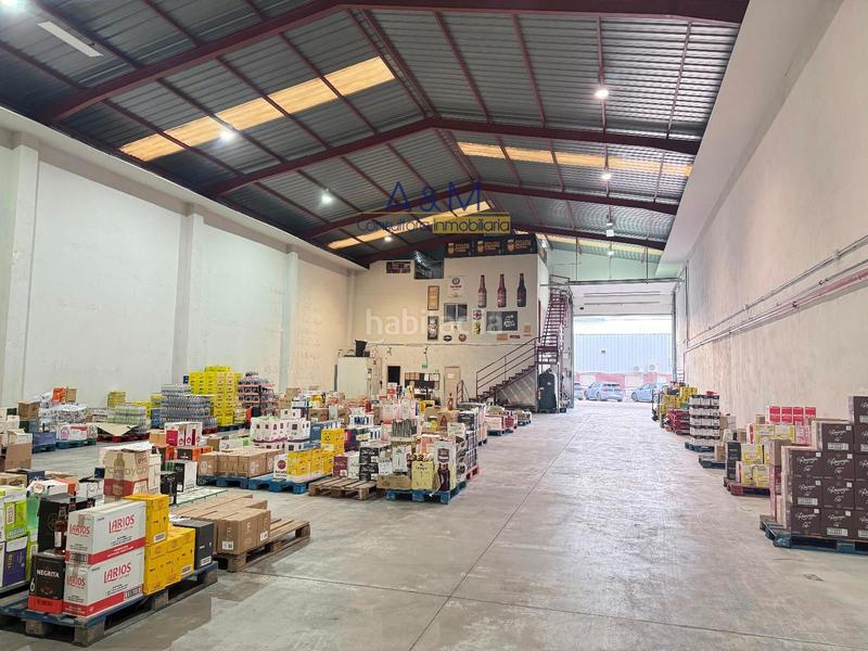 Foto 522a9cee-1029-4cd4-9803-580fa4ee44af. Bâtiment à usage industriel avec chauffage dans Cistérniga