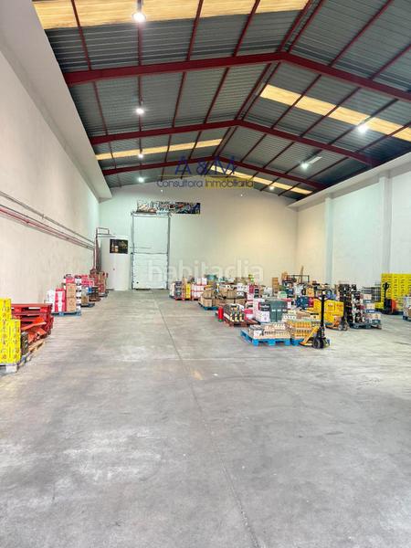 Foto a1834ade-69d1-424b-8724-1e058f0282e8. Bâtiment à usage industriel avec chauffage dans Cistérniga