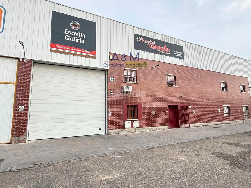 Foto fb31d111-2cd5-4090-9077-139688d4791f. Bâtiment à usage industriel avec chauffage dans Cistérniga