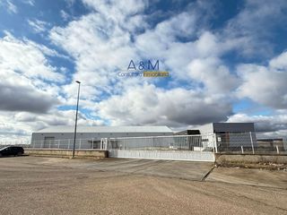 Lloguer Nau industrial  La marina. Alquiler de nave en villabrazaro