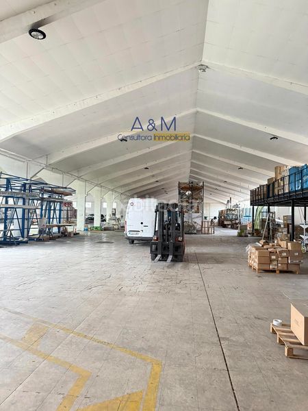 Foto 81115e5e-bbf5-41f9-a3c1-8220017c9694. Nau industrial amb calefacció a Polígono San Cristóbal Valladolid