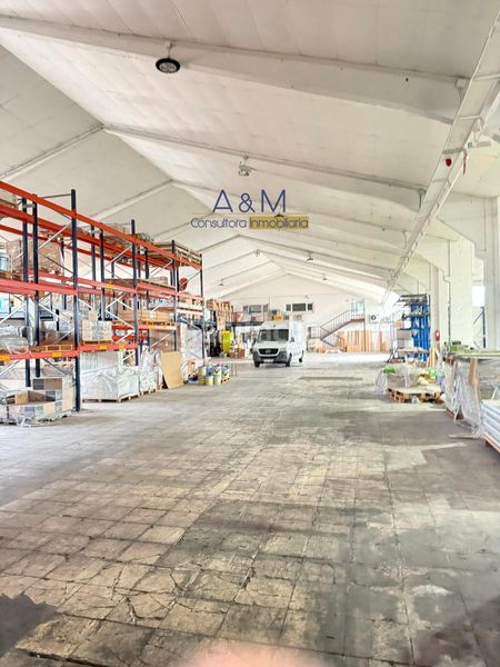 Foto 93080086-0bbb-4080-bda3-c73d76f23646. Nau industrial amb calefacció a Polígono San Cristóbal Valladolid