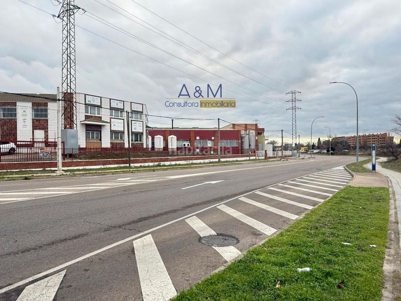 Foto c974b4d1-f57a-4281-8637-1b7a05a140db. Nau industrial amb calefacció a Polígono San Cristóbal Valladolid