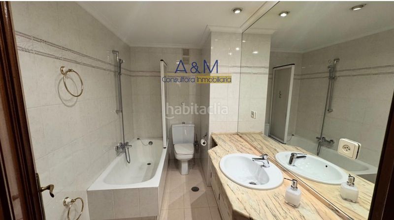 Foto aab5390d-169f-4025-96a5-e29bc2538c82. Pis a puente colgante null a Simancas