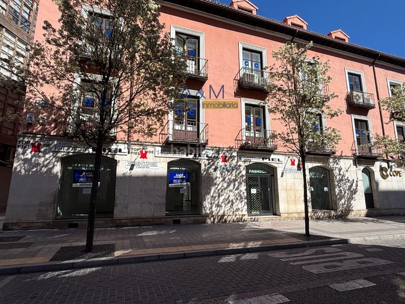 Foto 38a9e312-e63f-43d3-aa18-3e8384e42039. Local comercial a Centro Valladolid