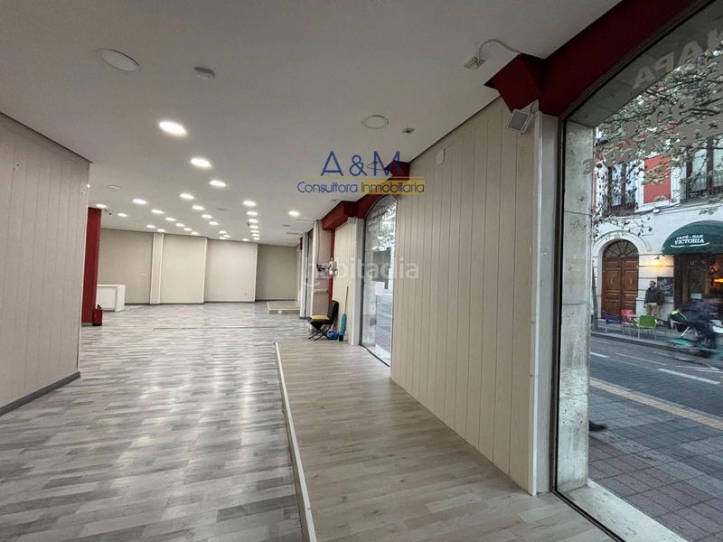 Foto 46693093-a482-4dae-9896-0e0a289c9834. Local comercial a Centro Valladolid