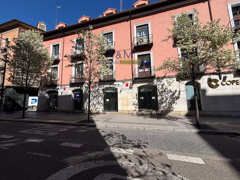Foto a99a270a-15b3-4c33-b551-db3d5736661b. Local comercial a Centro Valladolid