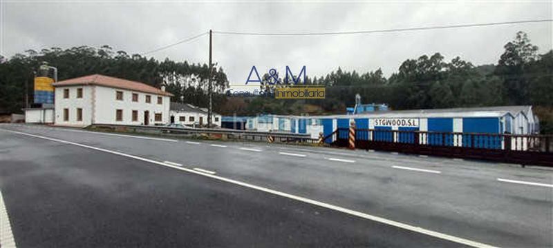 Foto 83a39bb6-6ef2-4756-85bf-0672036de078. Nau industrial a vila igrexa 7 a Cerdido