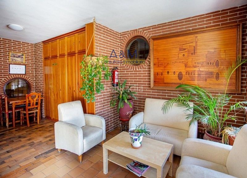 Foto d512efd6-0417-465d-88b0-057cdb61ebfa. Edifici a soria 6 a Sardón de Duero