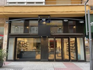 Local Comercial a Calle Manteria
