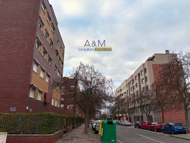 Foto 98bc5b17-2208-415a-a18a-131ce4c8bbb5. Apartament amb calefacció a Arturo Eyries Valladolid