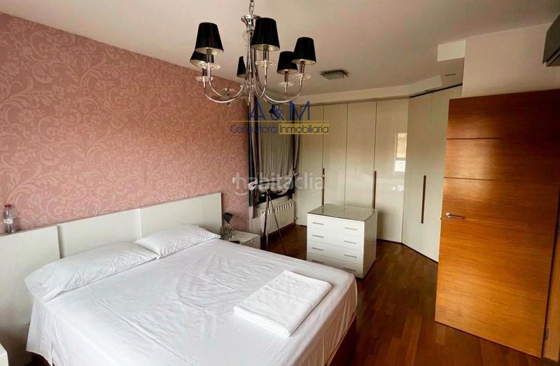 Foto 525ad082-1da7-45cb-8184-de3d8323075d. Casa pareada en atalaya 5 pareado zona vallsur alquilado en Valladolid