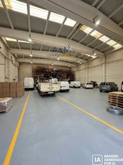 Location Bâtiment à usage industriel  Metano. Alquiler nave con sotano, oficinas y patio en el carrascal