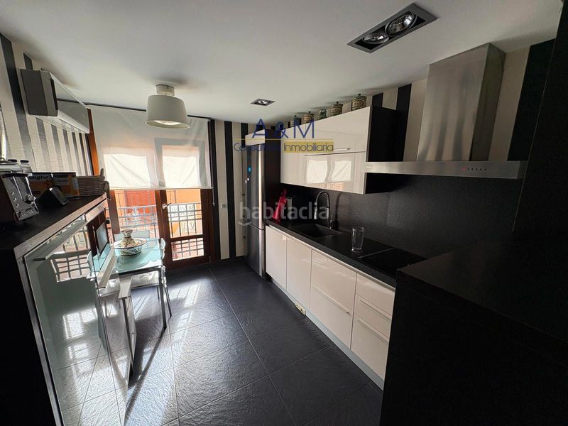 Foto 0eea7af6-82e9-4324-877c-0735d29b5375. Dúplex amb calefacció aparcament a Tordesillas