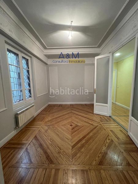 Foto cbc78b48-1658-4b7b-b17c-99b98c9a04f2. Flat with heating in Centro Valladolid
