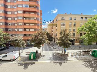 Flat  San lorenzo. Piso venta san lorenzo con garaje