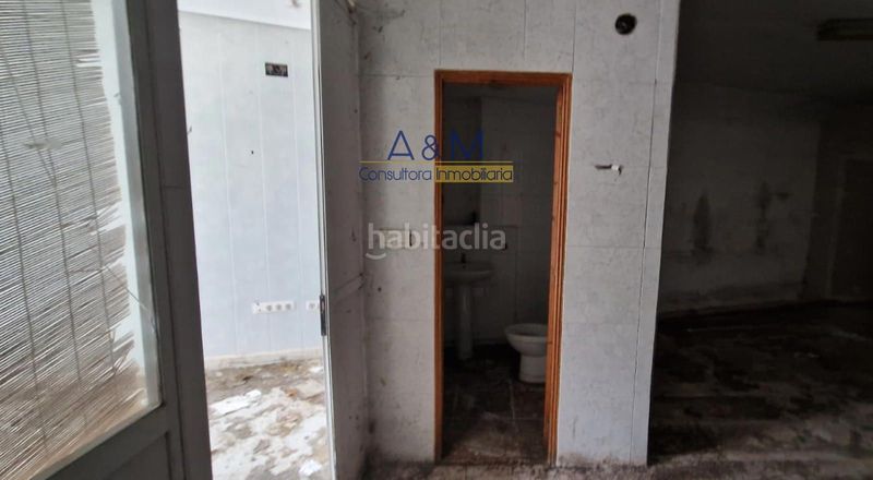 Foto 4501af74-e92a-4f9b-924b-a62349f5eec4. Local comercial a conde albox 6 a Limpias