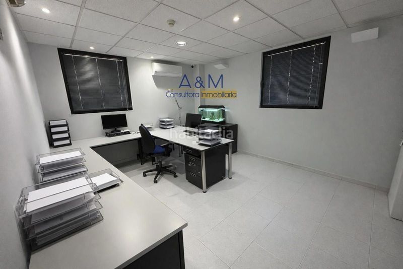 Foto afa6fde8-a490-43b8-8b74-80eff0de1996. Nau industrial a Mojados