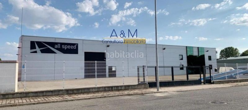 Foto b16237b4-7115-4deb-94e7-6436b9ba1480. Nau industrial a Mojados