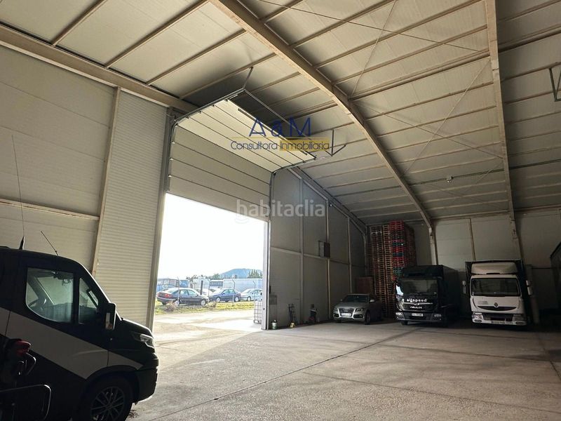 Foto ccd46917-2dfc-43a5-84cd-b62f885c5644. Nau industrial a Mojados