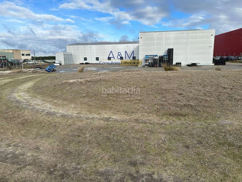 Foto ed74f87a-5038-4229-842f-12a95028fa95. Nau industrial a Mojados