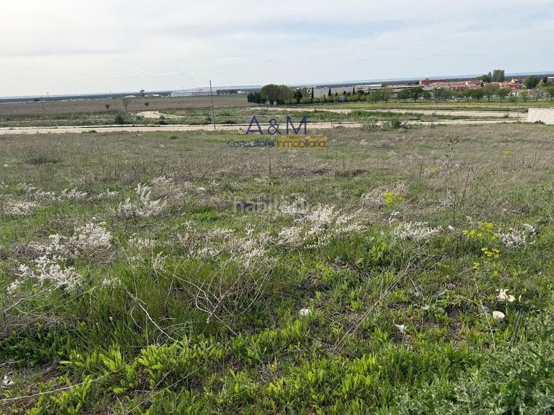 Foto f642cfc0-dd3f-4fdf-a23e-f9c0e916b323. Finca rústica a Mojados