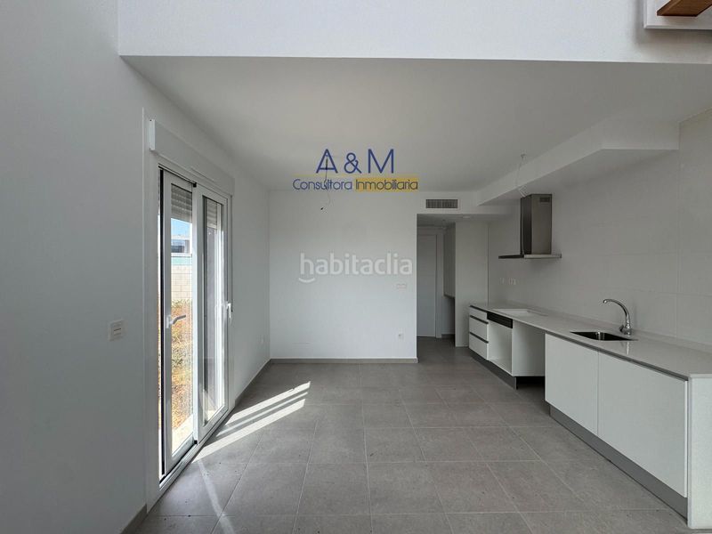 Foto cab5d942-83cd-4874-8e67-290a0617a43a. Casa adossada a malta a Monte y Mar Santa Pola