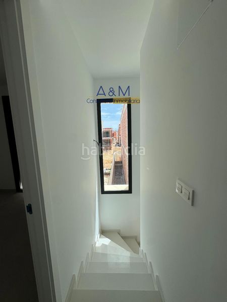 Foto c3701e4d-5ee4-4c5e-b0f3-fc00daeccdec. Casa aparellada amb aparcament piscina a Monte y Mar Santa Pola