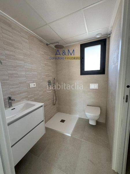 Foto e8a4befb-7dbb-4768-864c-994a767bddab. Casa aparellada amb aparcament piscina a Monte y Mar Santa Pola