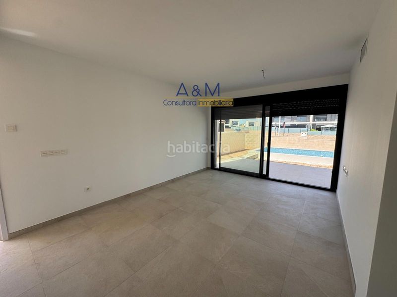 Foto f7407bbc-8d32-4a5a-9eca-008243c5bbde. Casa aparellada amb aparcament piscina a Monte y Mar Santa Pola