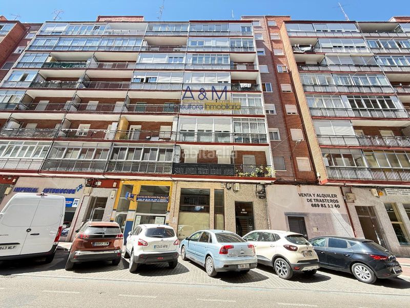 Foto 2fa24d3b-6fc3-47b4-a182-96abefe6ea3d. Piso vivienda calle imperial de 3 dormitorios. gastos mínimos demostrables en Valladolid