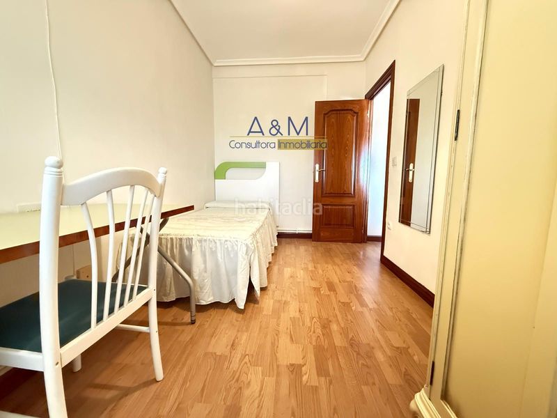 Foto 9b0feef2-626b-4f62-aad9-8f91880e8a7a. Piso vivienda calle imperial de 3 dormitorios. gastos mínimos demostrables en Valladolid