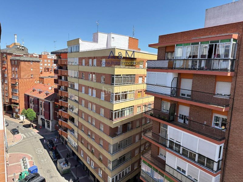 Foto f469a1c1-93f2-40fd-8599-8f22e04684b5. Piso vivienda calle imperial de 3 dormitorios. gastos mínimos demostrables en Valladolid