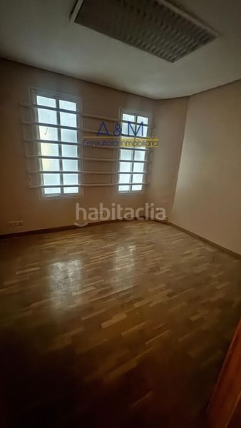 Foto 5dab38ec-4909-4363-9d47-4af6816b3519. Bureau dans maria de molina 11 dans Campo Grande Valladolid