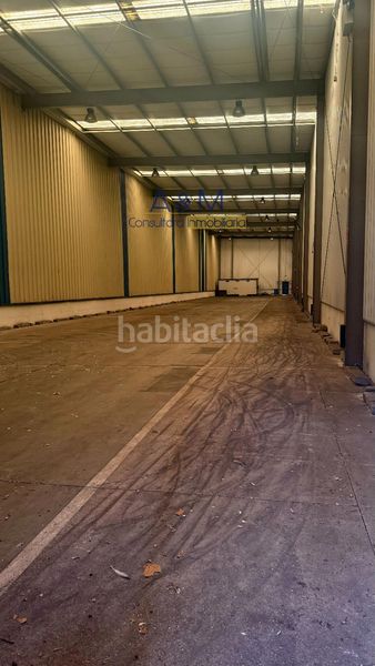 Foto b44f2c3a-5dbc-4e1c-8678-6cf6588139ad. Location bâtiment à usage industriel dans Cistérniga