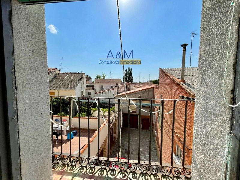 Foto 4b50bf24-cdab-464b-a64a-2abe28a08009. Edifici a Peñafiel