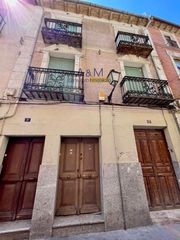 Edificio in Derecha al Salvador