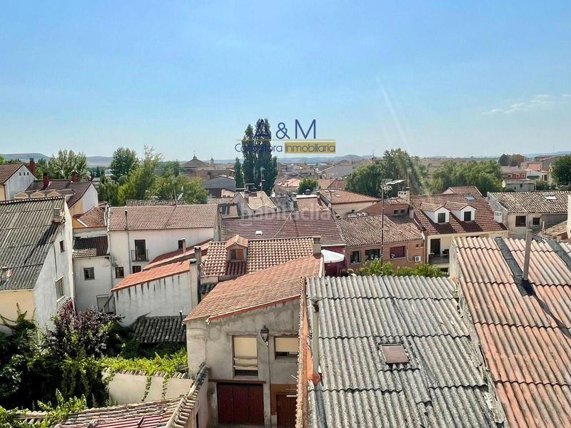 Foto 719d6c17-453c-4e6f-a9e6-744a10b5b3d3. Edifici a Peñafiel