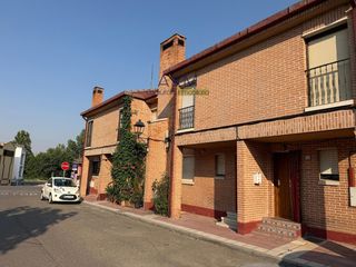 Maison jumelée  Cantaelgallo. Venta adosado tudela de duero