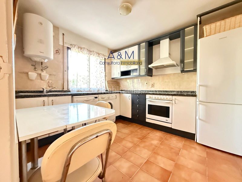 Foto 960100c0-05b3-425f-86e2-584638628938. Casa adossada amb calefacció aparcament a Tudela de Duero