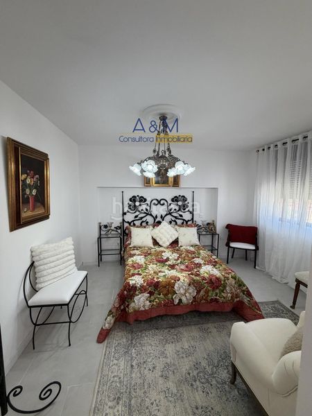Foto 0800d558-9ea6-4c7c-9dce-943f5b6f4897. Edificio in Cigales