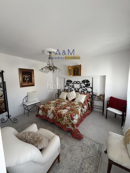 Foto 37b7a186-8436-4f4d-a2be-3bfddbf6f1b7. Edificio in Cigales