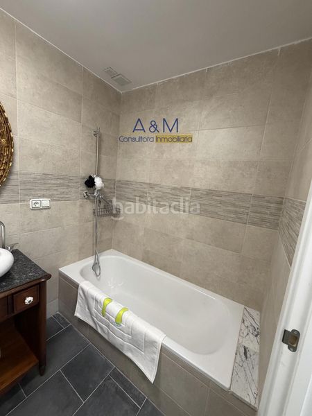 Foto 3af13937-86f2-4c4e-8240-468fa44c96a4. Edificio in Cigales